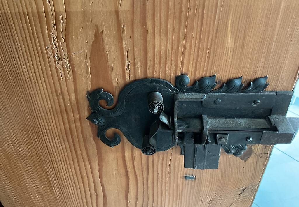 Armadi: Bauernschrank – Usato da Locarno venduto da ren_6586 2