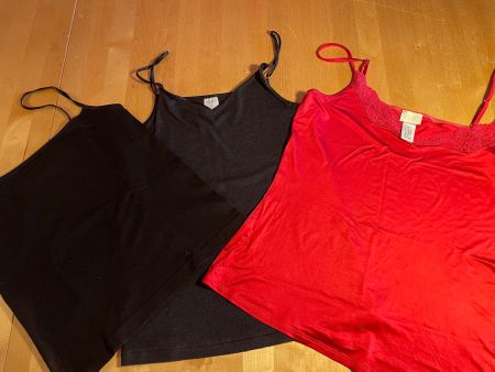 3 verschiedene Hanro Träger Shirt / Unterhemd Damen