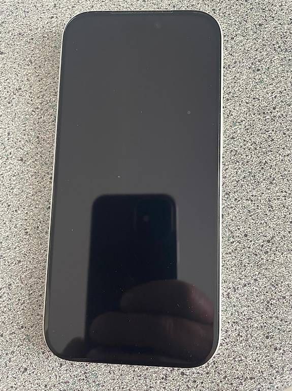 Handys / Smartphones: Iphone 17 pro Silber – Gebraucht aus Oberglatt ZH von Energy_star2010