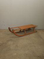 Luge en bois vintage