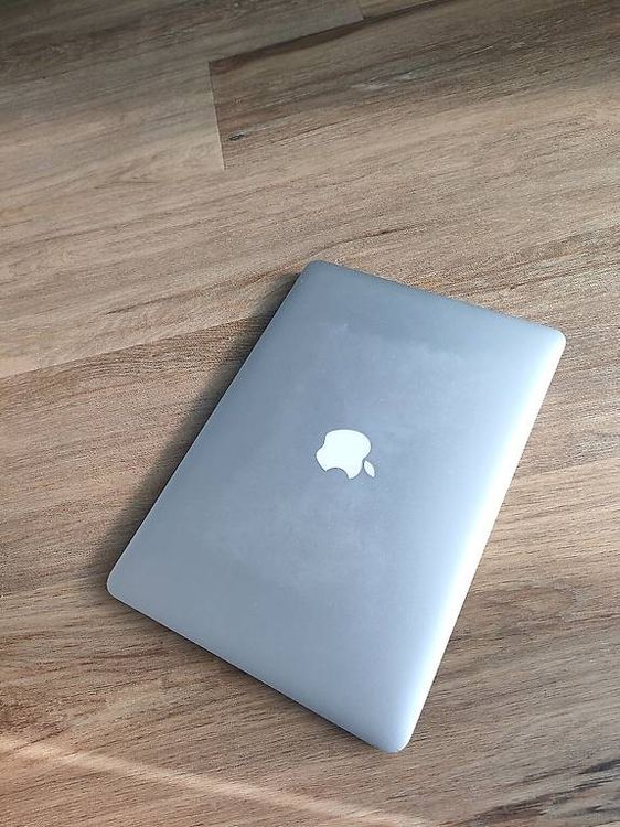 Notebook: Apple MacBook Air 13" - 1.4 GHz i5, 4 GB RAM – Usato da Beinwil am See venduto da m4c2005 3