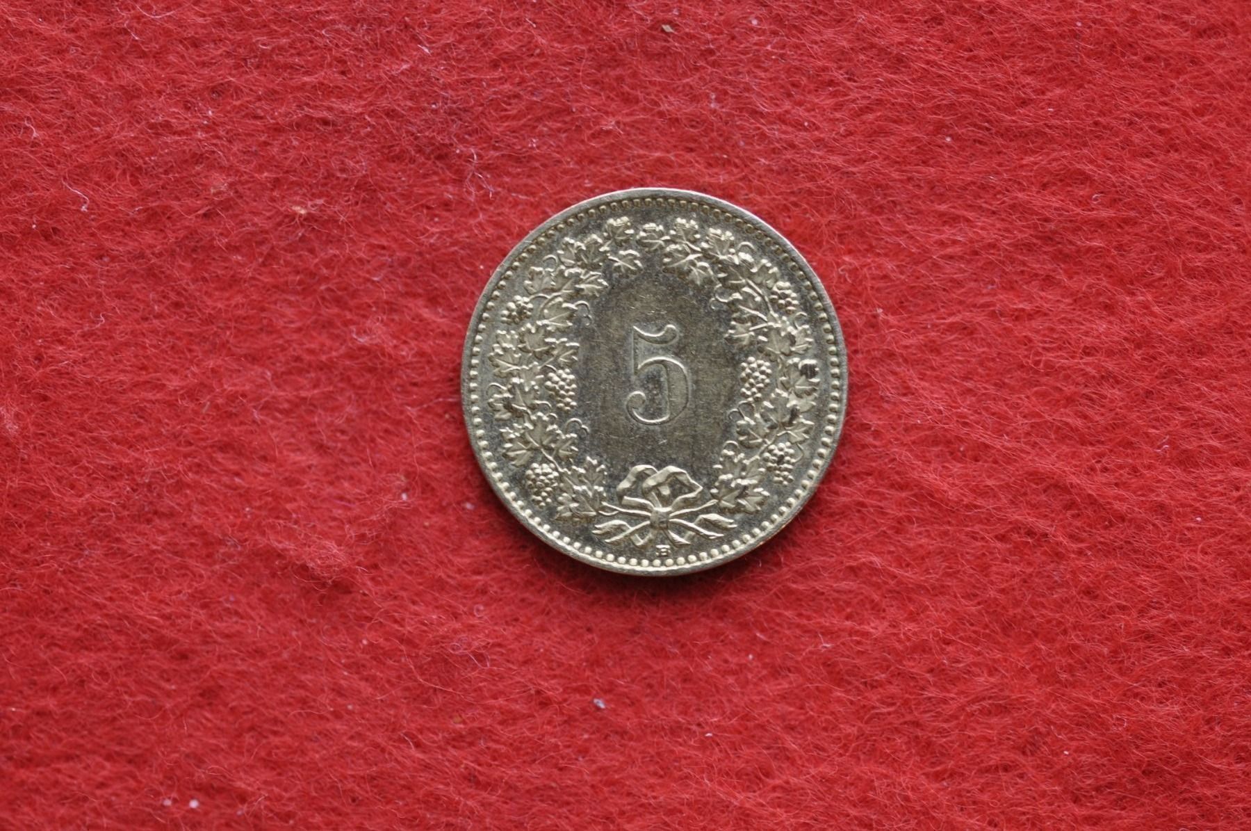Tutti le monete: 5 rappen 2010 – Usato da Laupen BE venduto da Gufi57 1