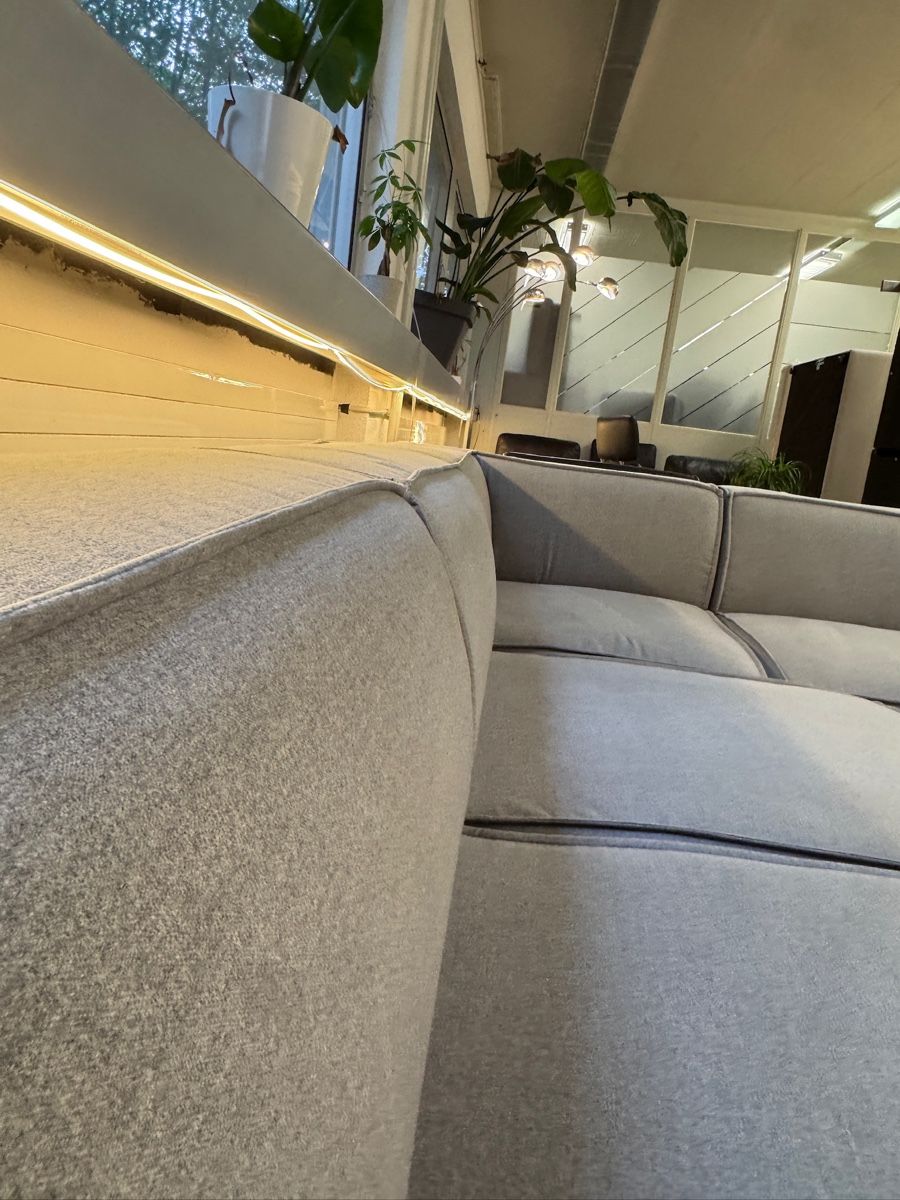 Divani: Ecksofa Hellgrau mit elektro Bettfunktion – Usato da Fehraltorf venduto da Sofalab.swiss 5