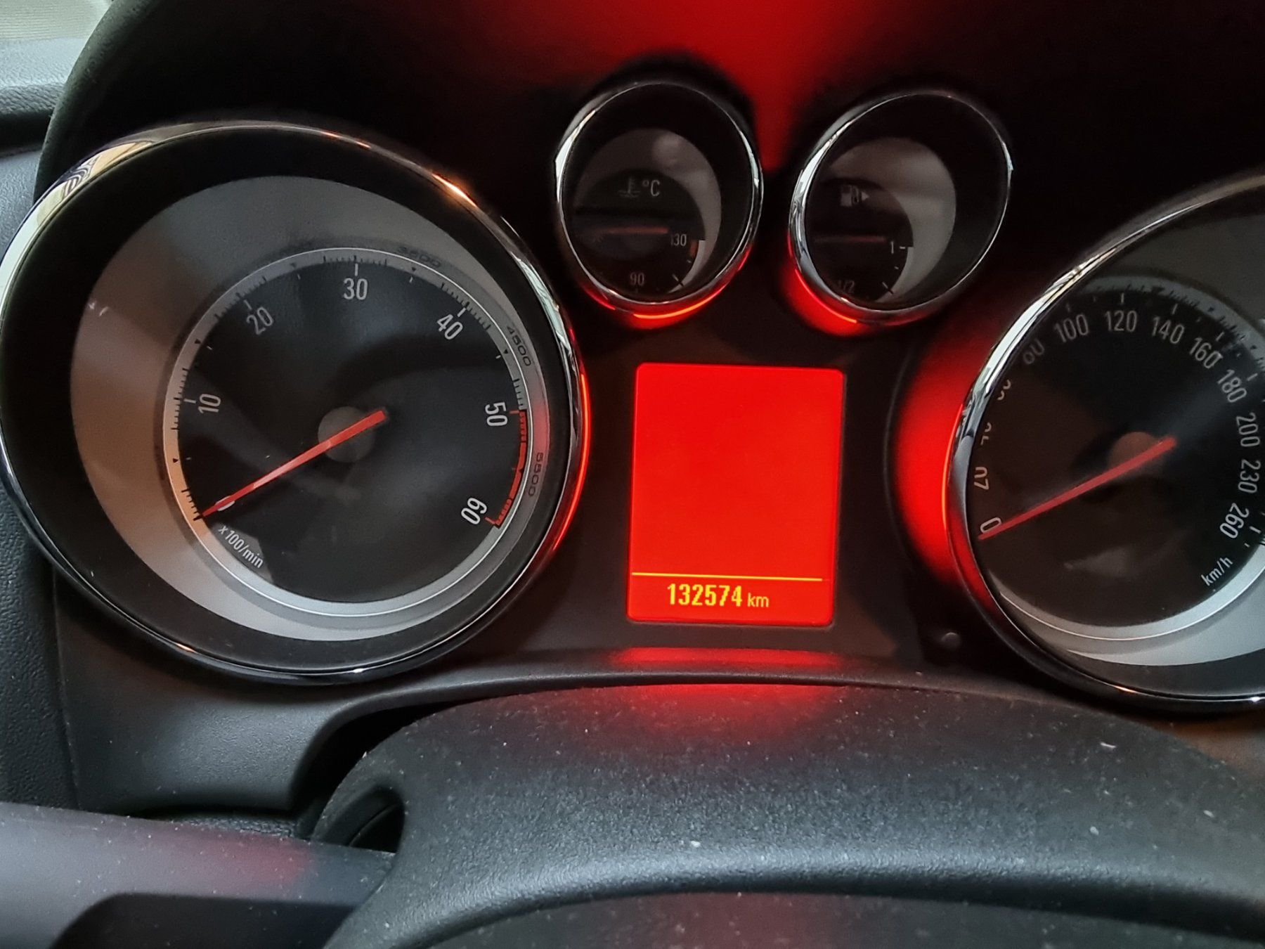 Opel Automobili: Opel Astra J 2.0 Kombi – Usato da Saland venduto da Orselina. 4
