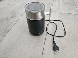 Nespresso Barista Milchaufschäumer neuwertig