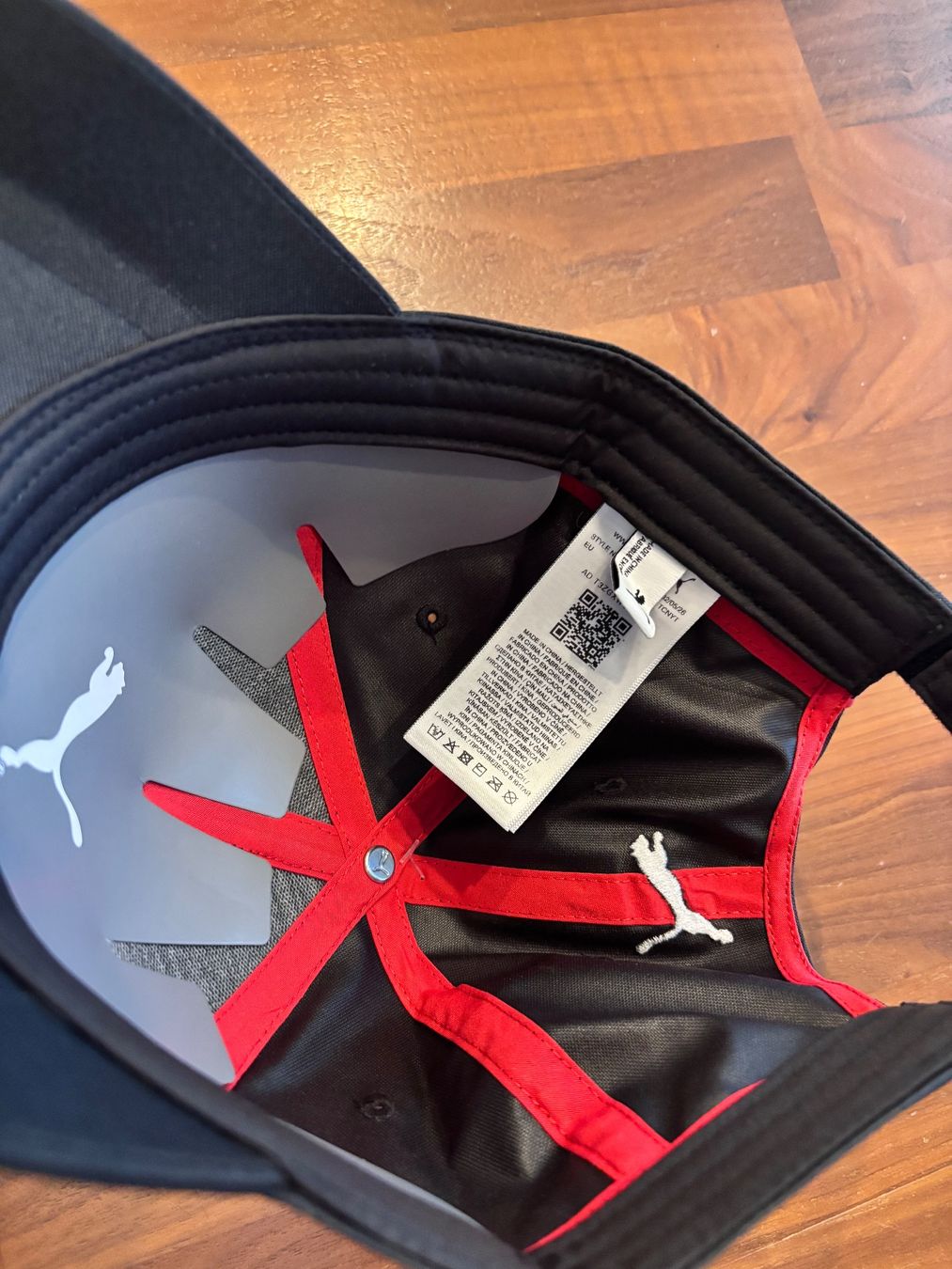 Puma Altro in  Abbigliamento & Accessori: Puma Ferrari Kappe schwarz mit Etikett – Nuovo e nell'imballaggio originale da Zürich venduto da engebrunau 2