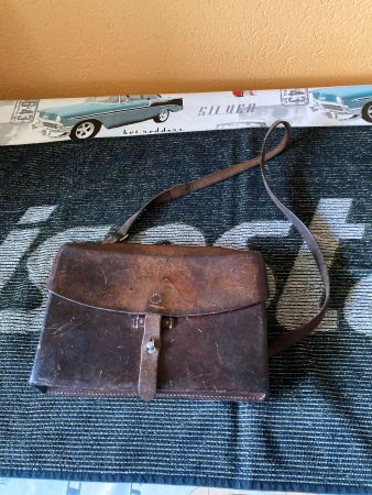 Vintage Ledertasche / Umhängetasche, Unikat mit Patina!