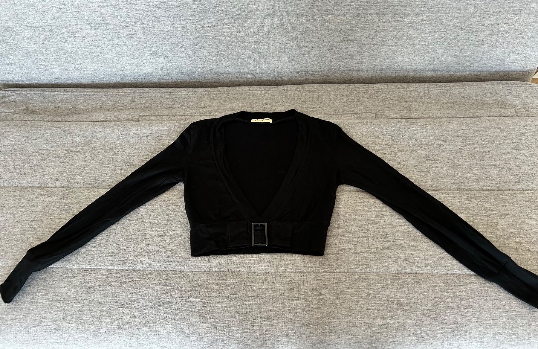 Top: Bauchfreies, besonderes Crop Top – Usato da Rorschach venduto da fla_62jm 2