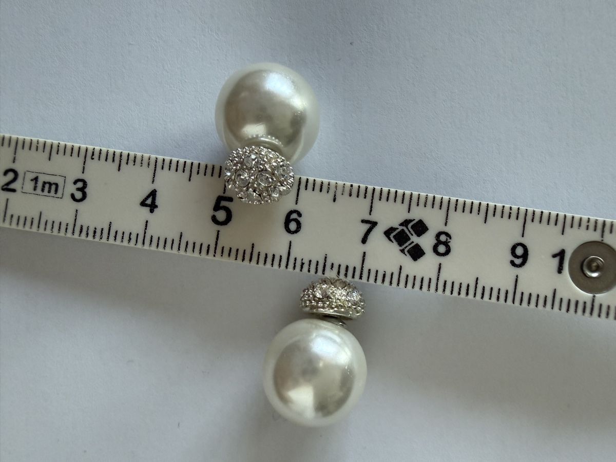 Ohrringe & -stecker: Elegante Ohrstecker/Ohrringe mit Perlen / Glitzer – Gebraucht aus Seewen SO von HappyHappyHappy