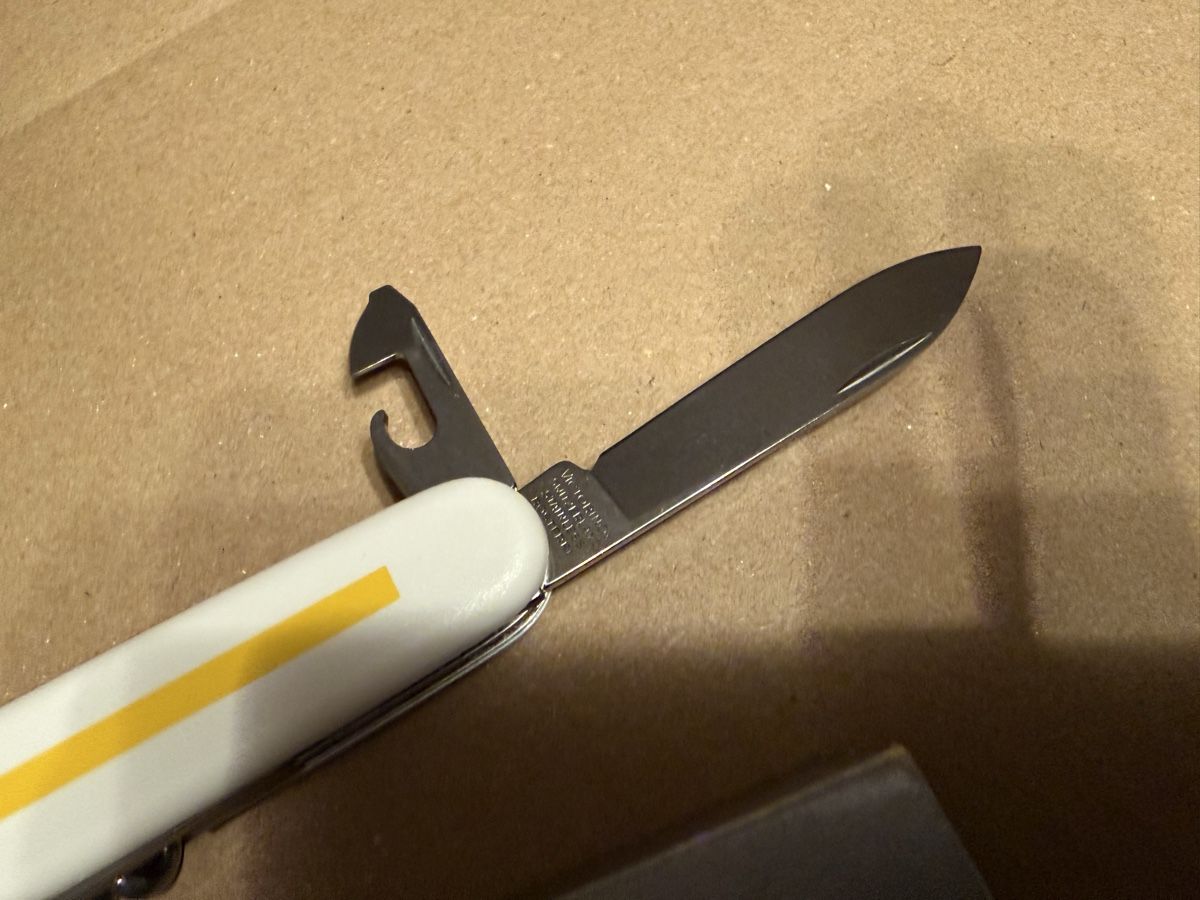 Victorinox Taschenmesser: Neues Victorinox Sackmesser mit Verpackung – Neu und originalverpackt aus Goldach von Messerguru 3