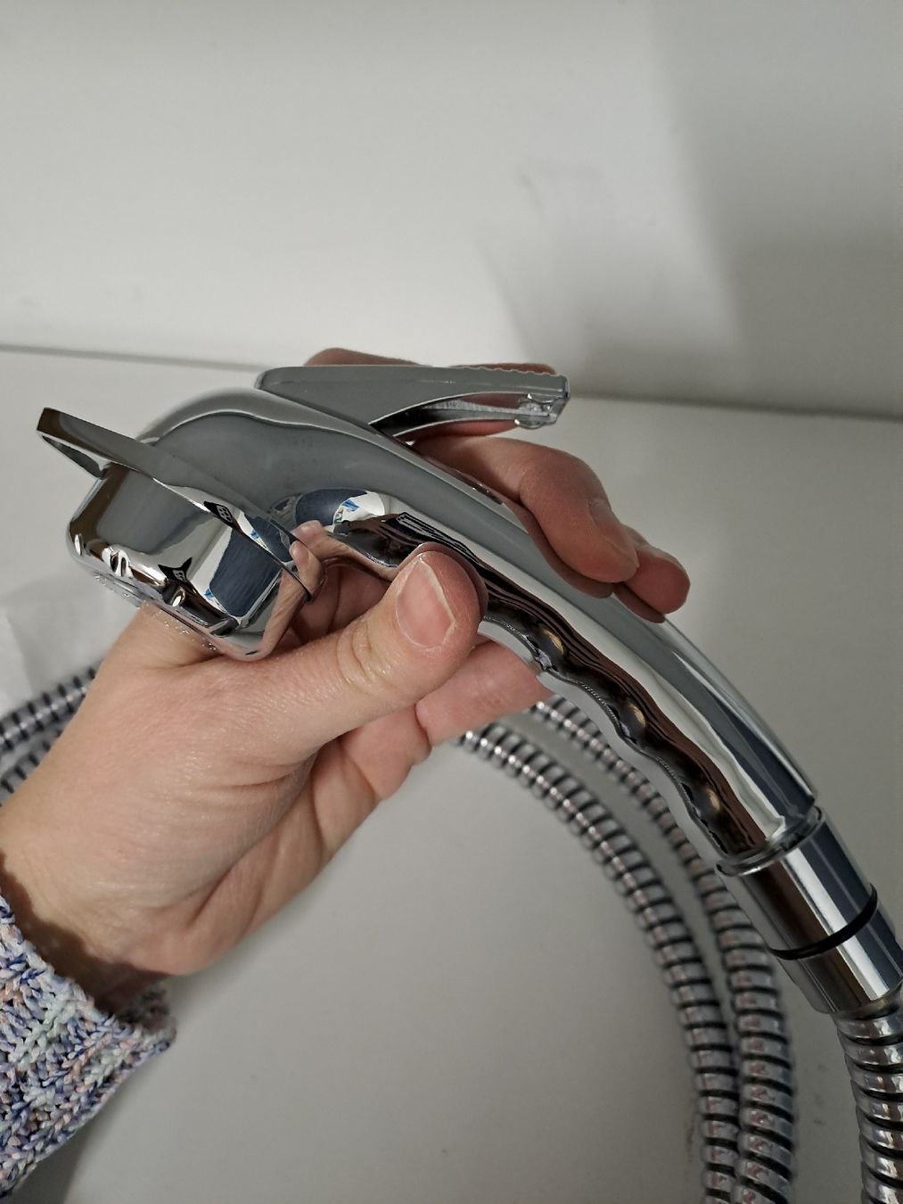 Soffioni doccia: Mercedes Campingdusche Neu – Nuovo (secondo la descrizione) da Thusis venduto da naom