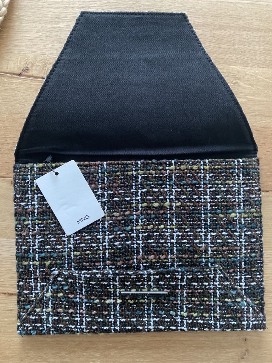 Mango Taschen für Damen: MANGO Clutch – Neu und originalverpackt aus Zürich von lar_8826 1