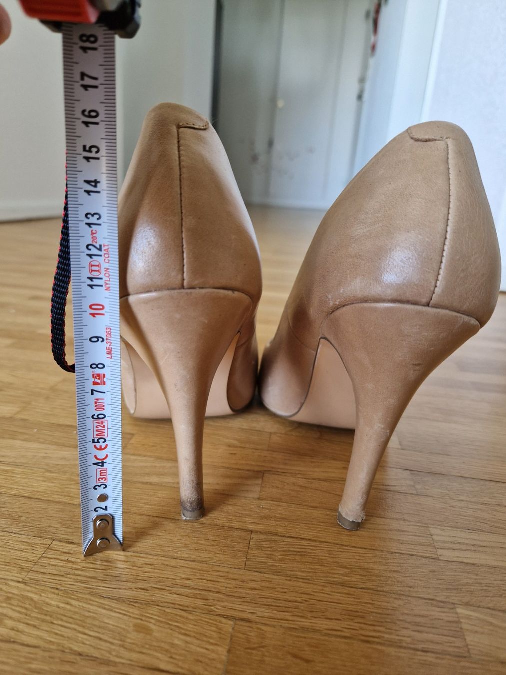 Chaussures femmes: Schuhe pumps beige gr. 41 – D'occasion à Zürich par soanna 2