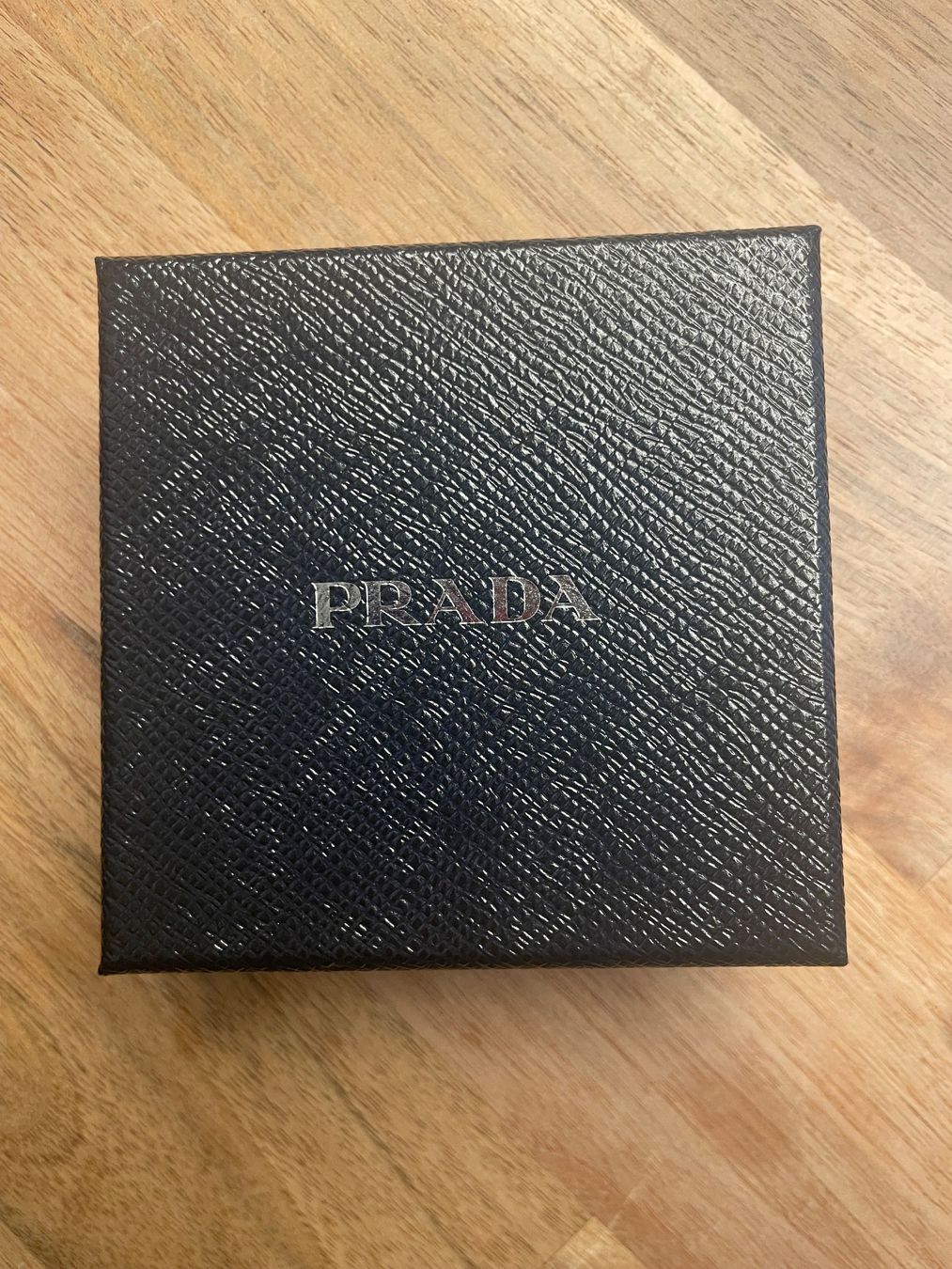 Prada Altro in Decorazioni & Accessori: Original Prada Box, schwarz – Nuovo (secondo la descrizione) da Lachen SZ venduto da schoenundgut 2