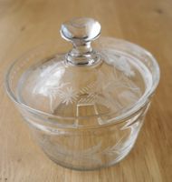Glasdose/Zucker/Konfitüredose mit Deckel floral graviert