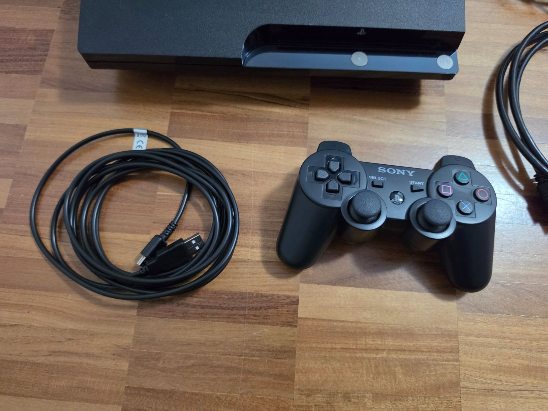 Sony Console: PS3 Slim Konsole mit Zubehör ab 1 Fr.- – Usato da Chur venduto da Ghostwulf 2