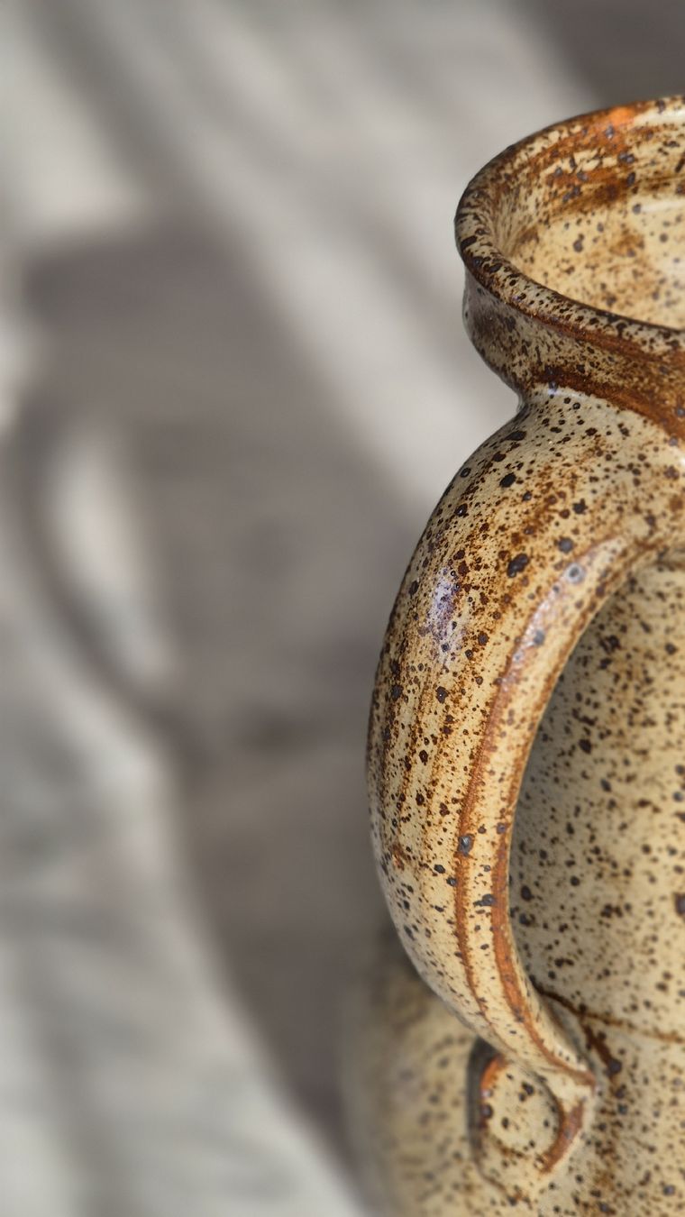 Caraffe: Pichet en céramique artisanale, aspect grès moucheté – Usato da Villars-sur-Glâne venduto da car_gjn7 2