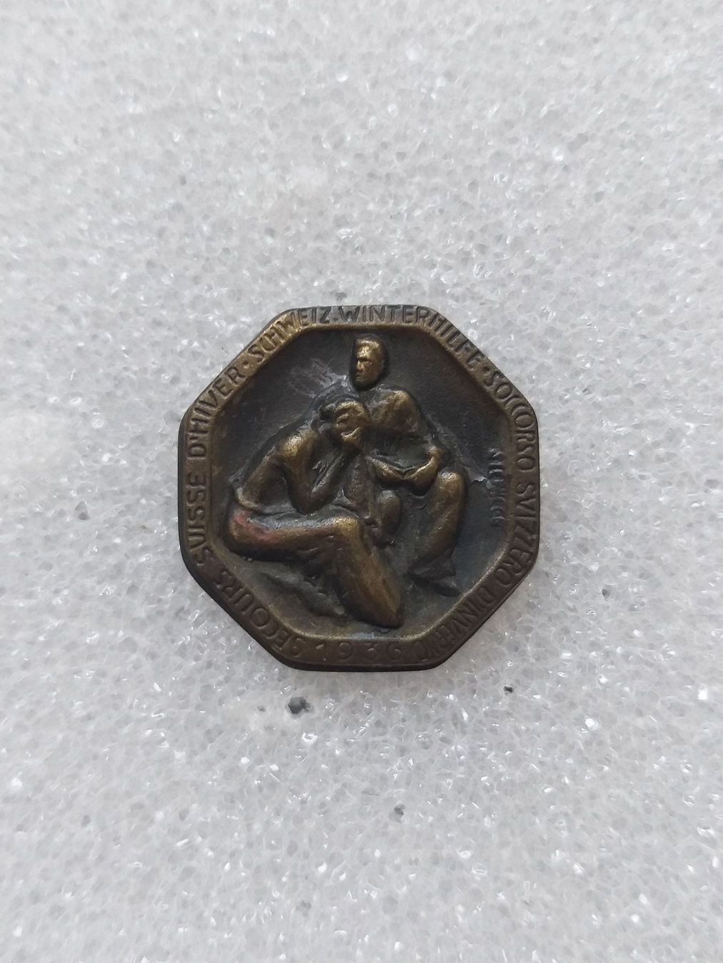 Plaquettes & Badges: Abzeichen Winterhilfe 1936 – D'occasion à Bauma par SwissMilitaria