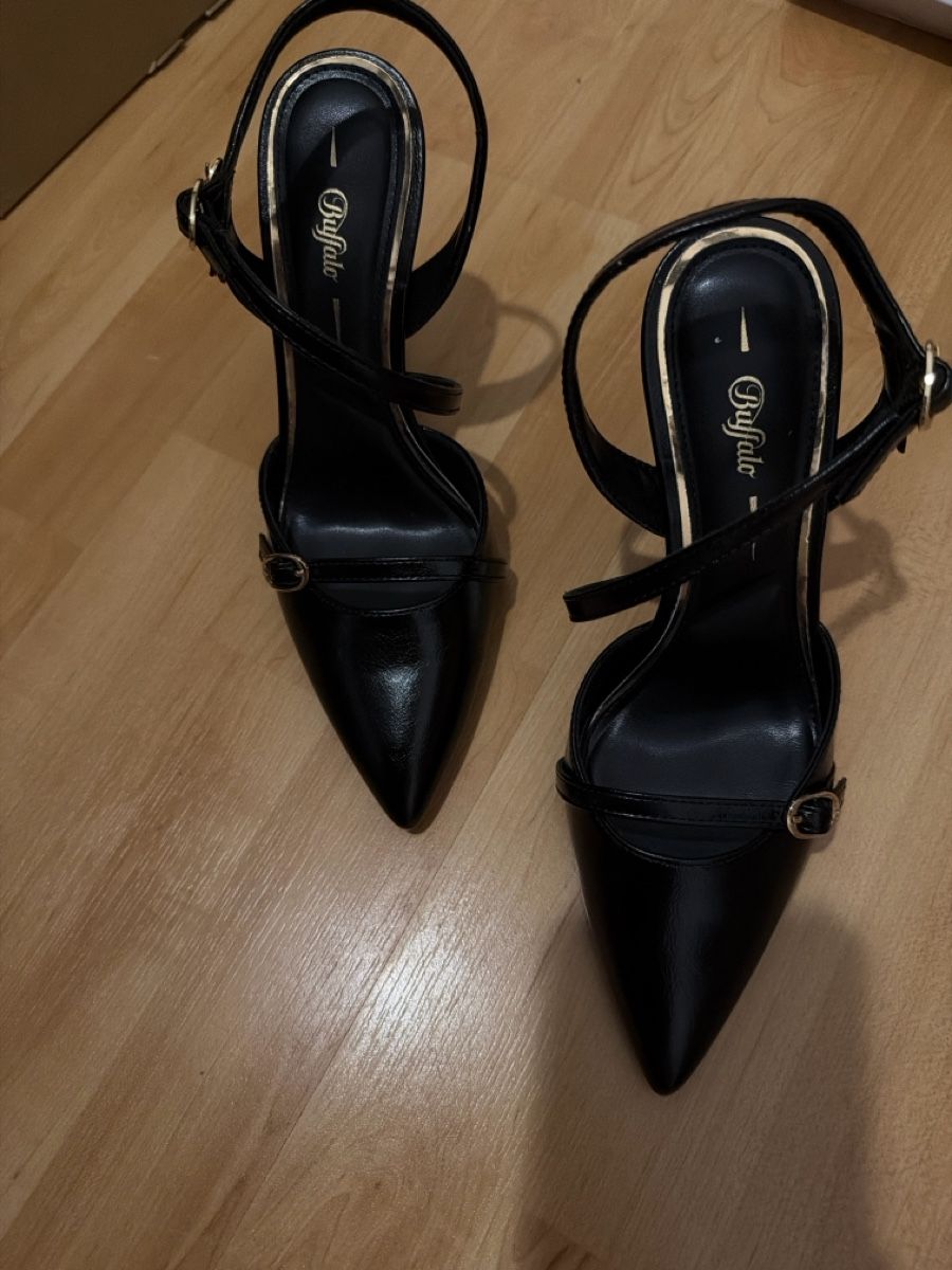 Scarpe da donna: Chaussures de Bufalo taille 38 – Nuovo (secondo la descrizione) da Lausanne venduto da sah_5wsx 2