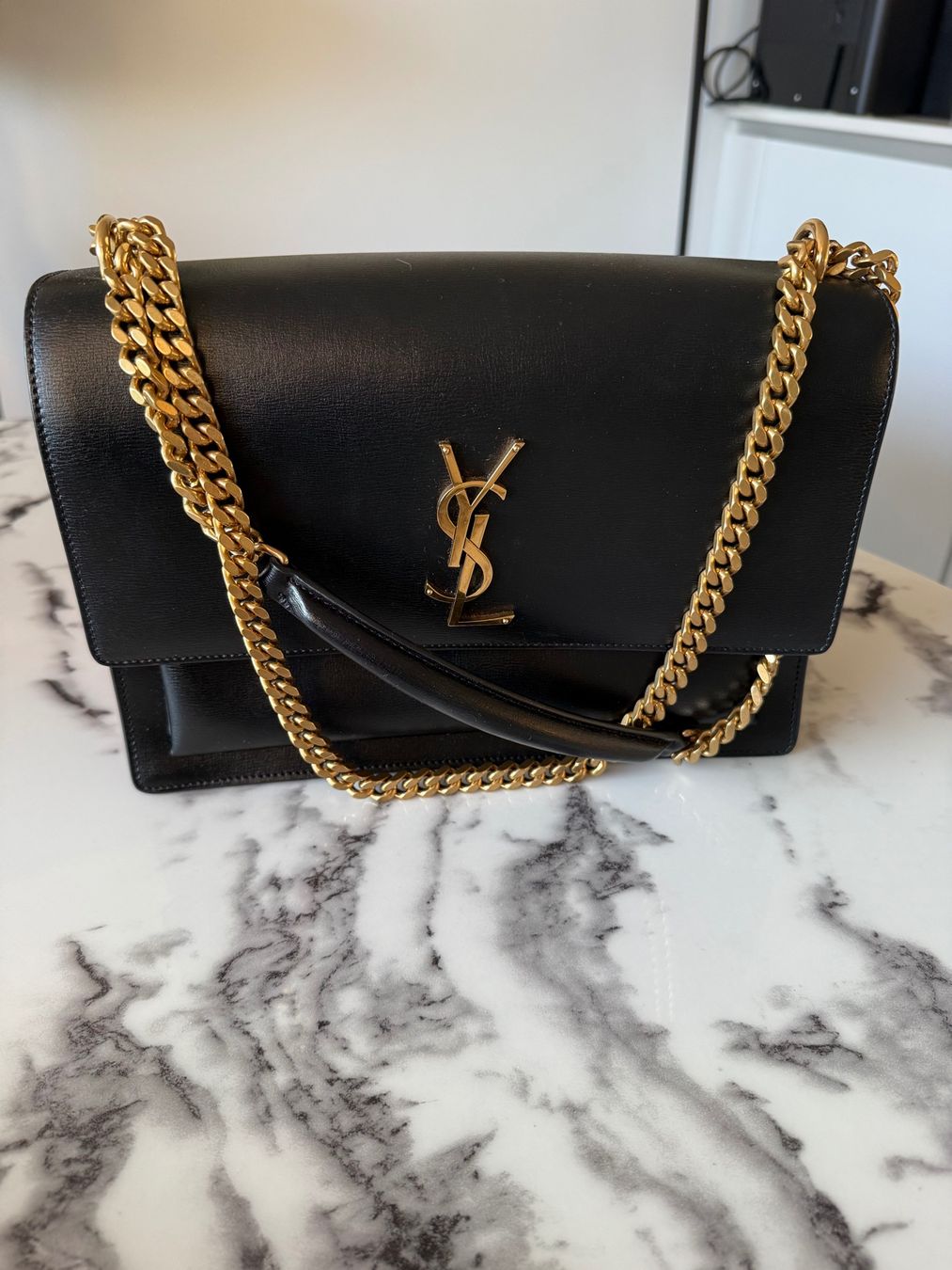 Saint Laurent Borse da donna: Yves Saint Laurent Sunset Medium Glattleder Schwarz – Nuovo (secondo la descrizione) da Zürich venduto da StavesBest 1
