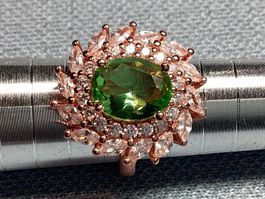 NEU schöner mit Rosegold vergoldeter Silberring mit CZ