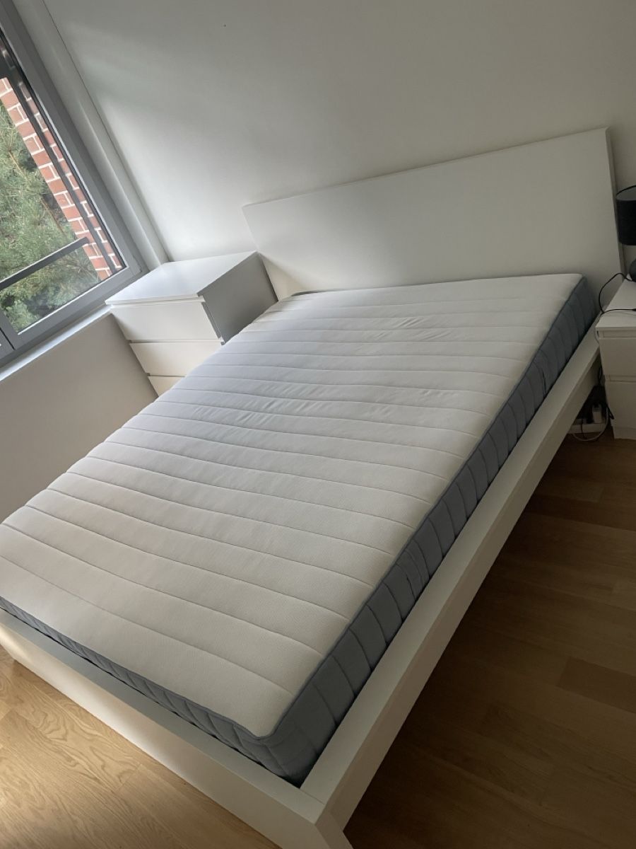 Letti: MALM bed frame 160x200 – Usato da Zürich venduto da ach_bl7b