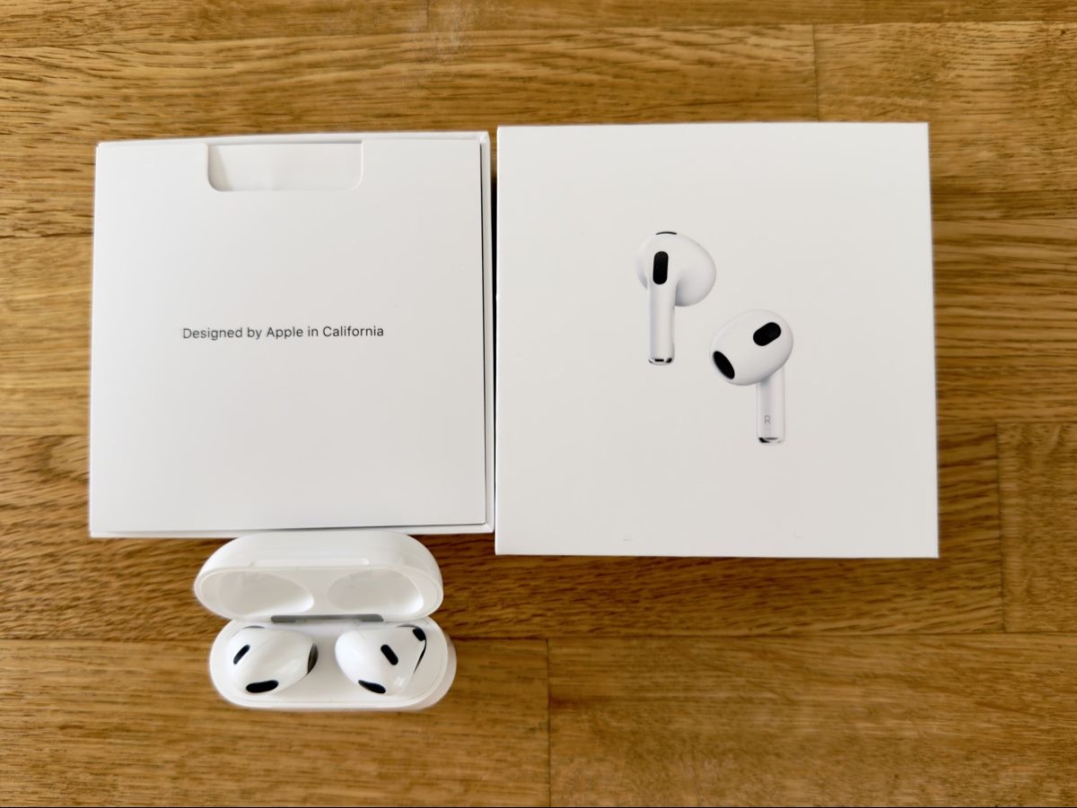 Apple Cuffie: Apple AirPods 3. Generation – Usato da Büetigen venduto da Naschle
