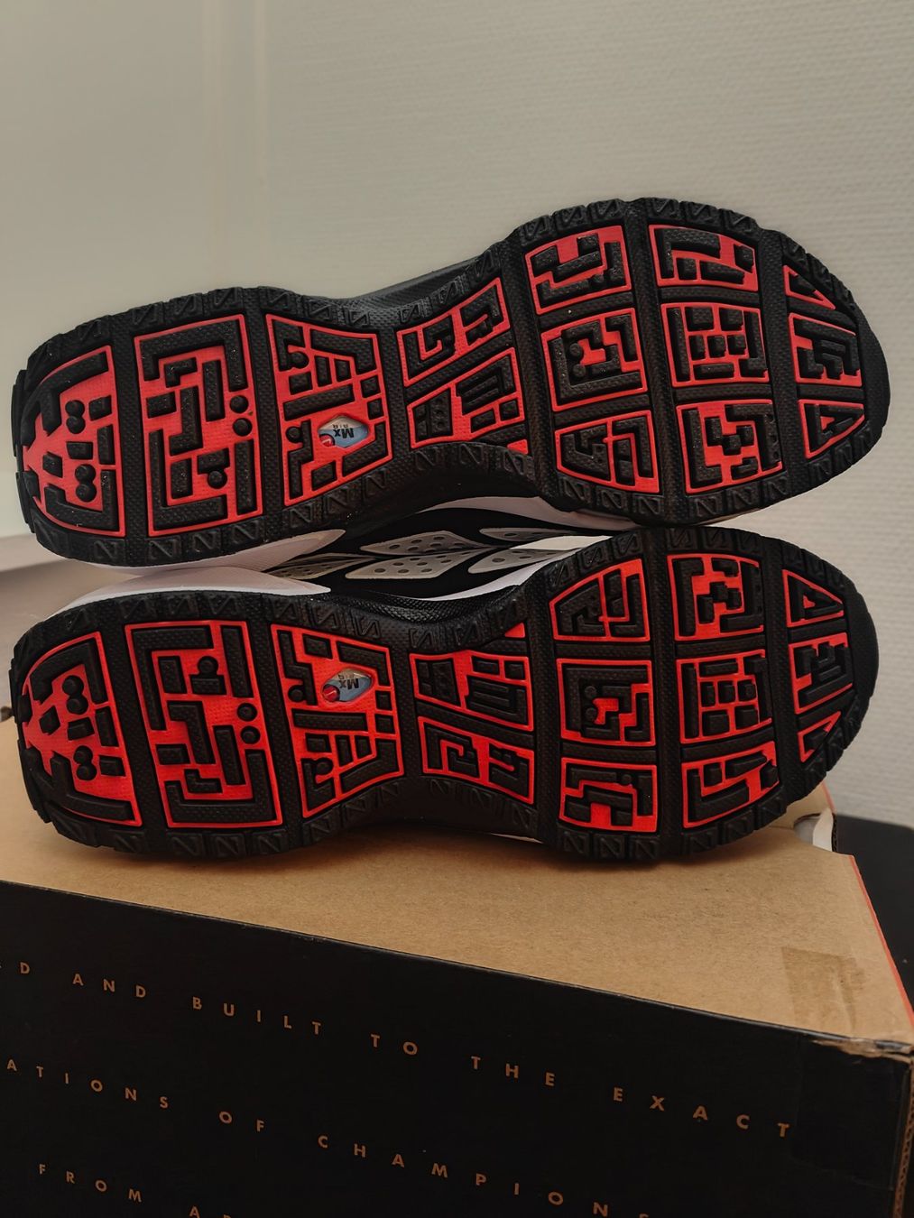 Nike Chaussures hommes: Nike air Max SNDR – Neuf avec emballage d'origine à Fleurier par dav_xx8y 5