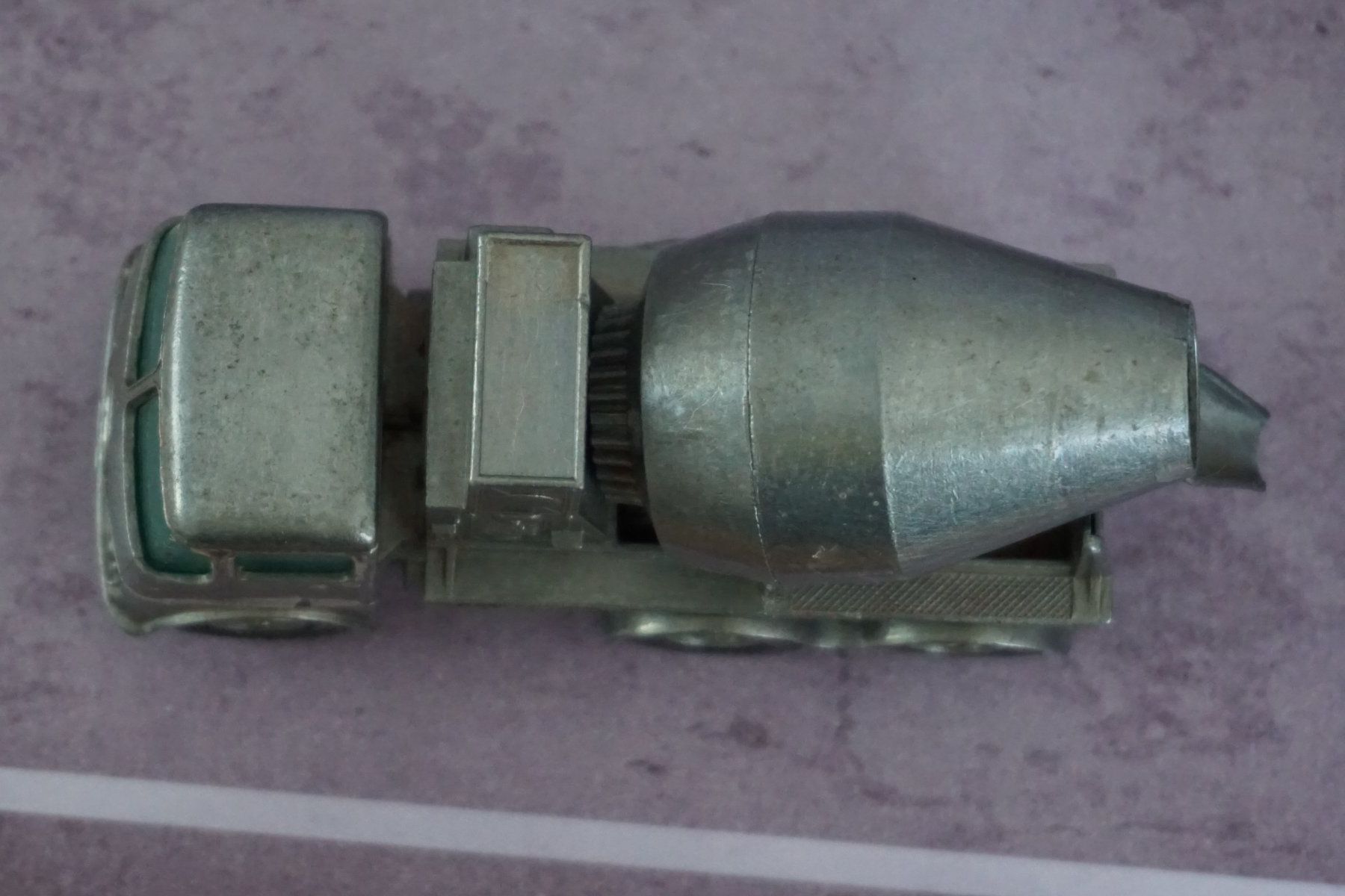 Matchbox Modellini d'auto: Matchbox SK ERF Betonmischer Einzelstk. COOL !!!!!!!!!! – Usato da Reiden venduto da Doppeldecker69 4