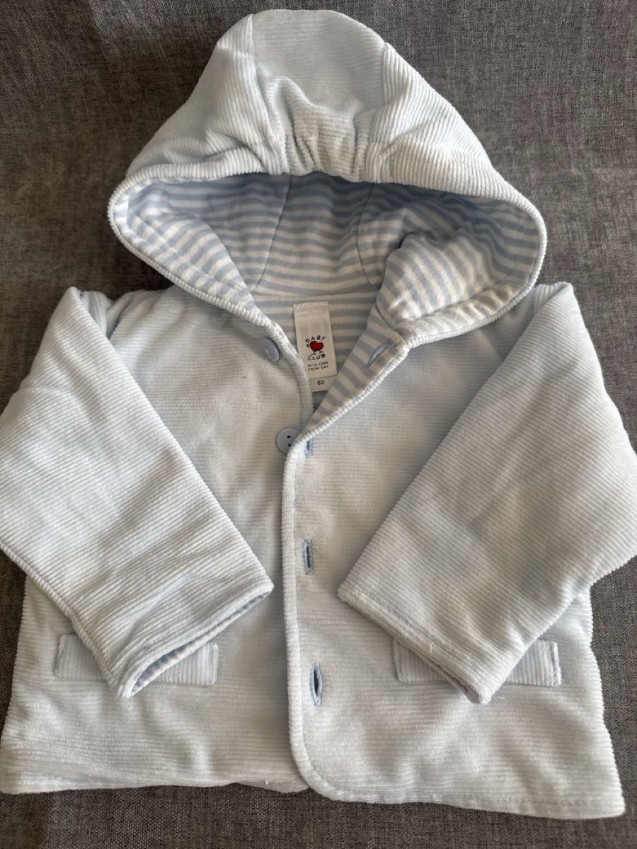 C&A Giacche & Cappotti: Baby-Jäckchen mit Kapuze Gr. 62 – Usato da Endingen venduto da Sugarwoman 1