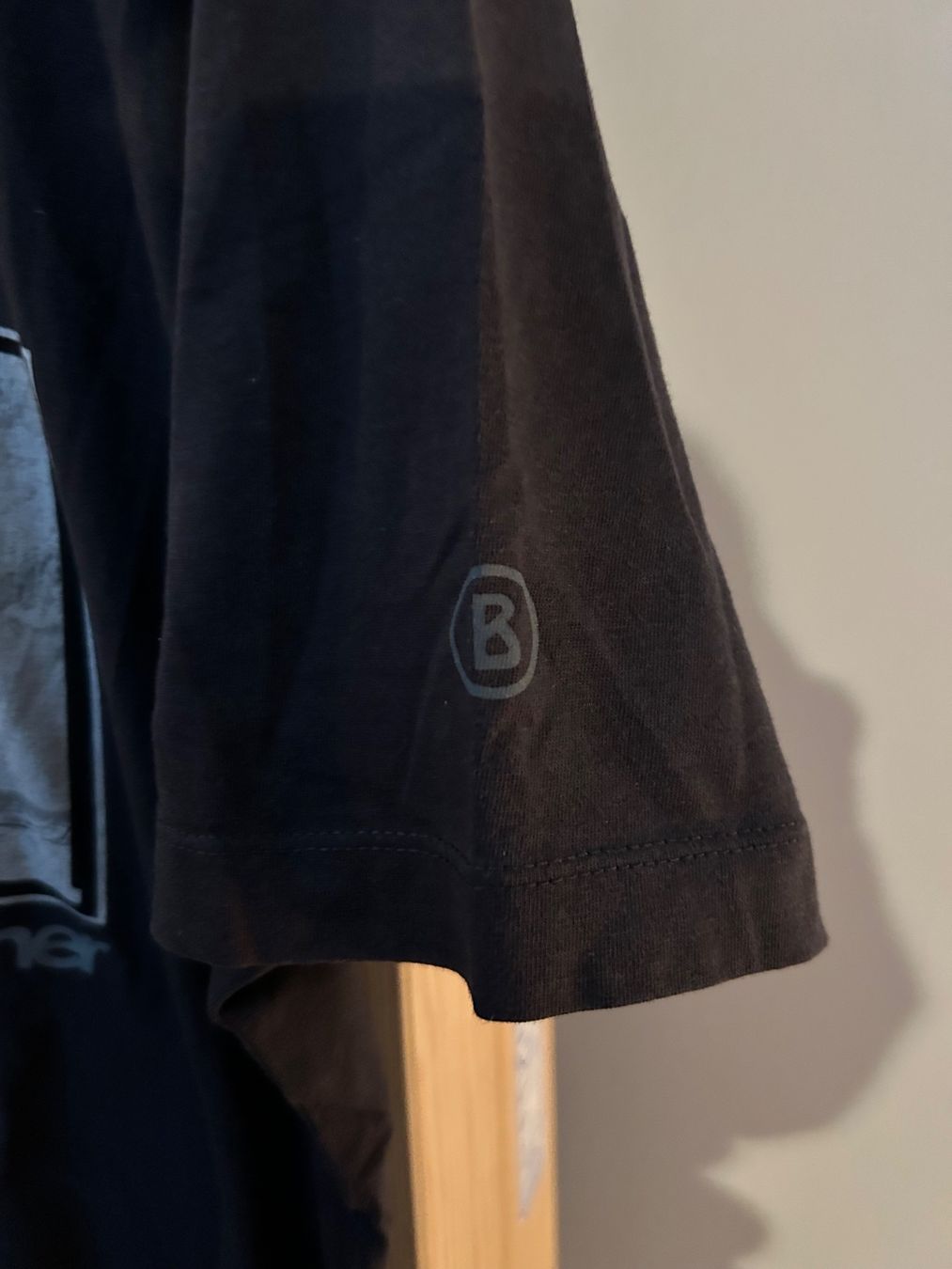 Bogner T-shirt: Bogner T Shirt – Usato da Basel venduto da ell_6p98 2