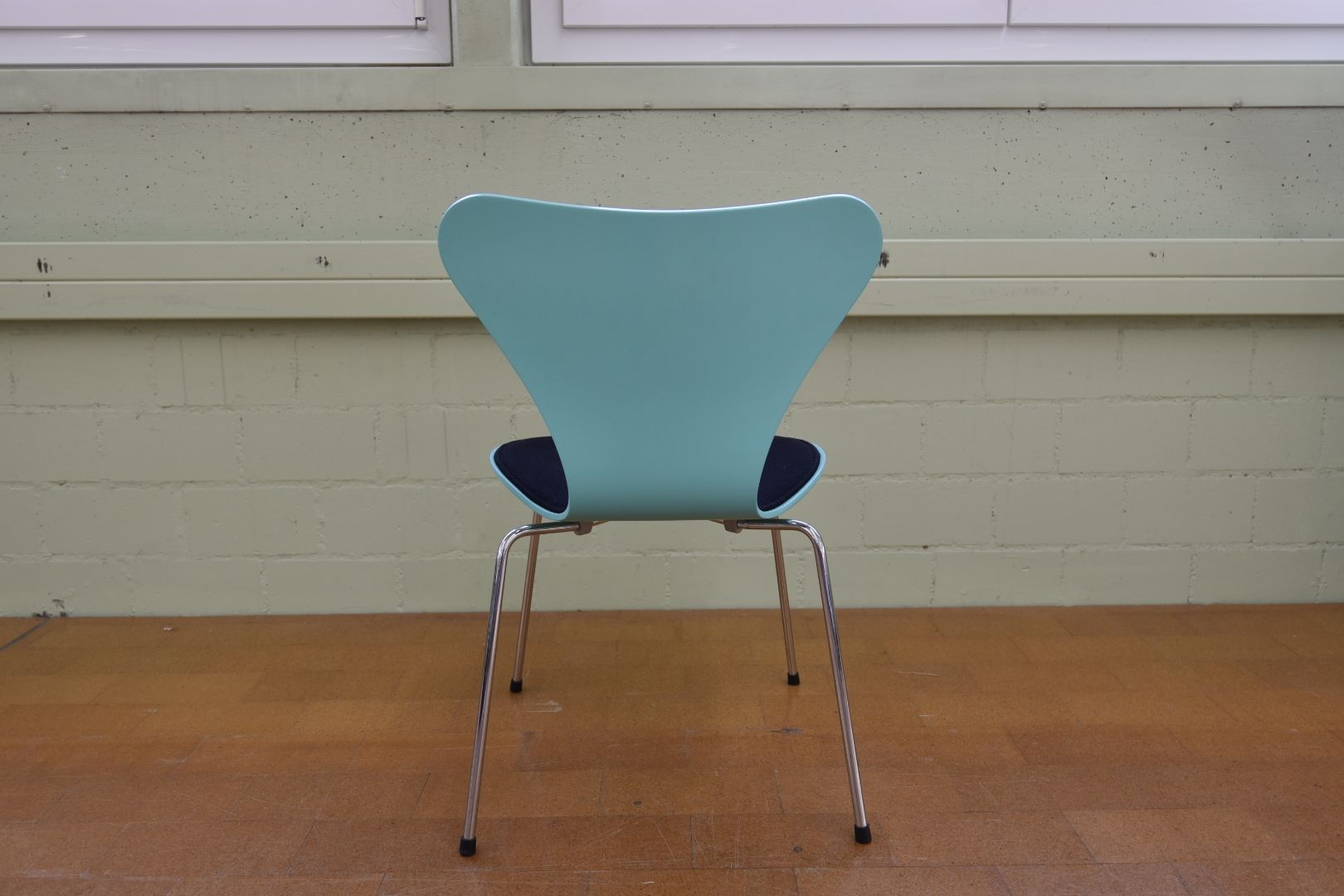 Fritz Hansen Sedie: Fritz Hansen Serie 7 Stühle 3107 mit Frontpolster – Usato da Lichtensteig venduto da Polsterwerk 7