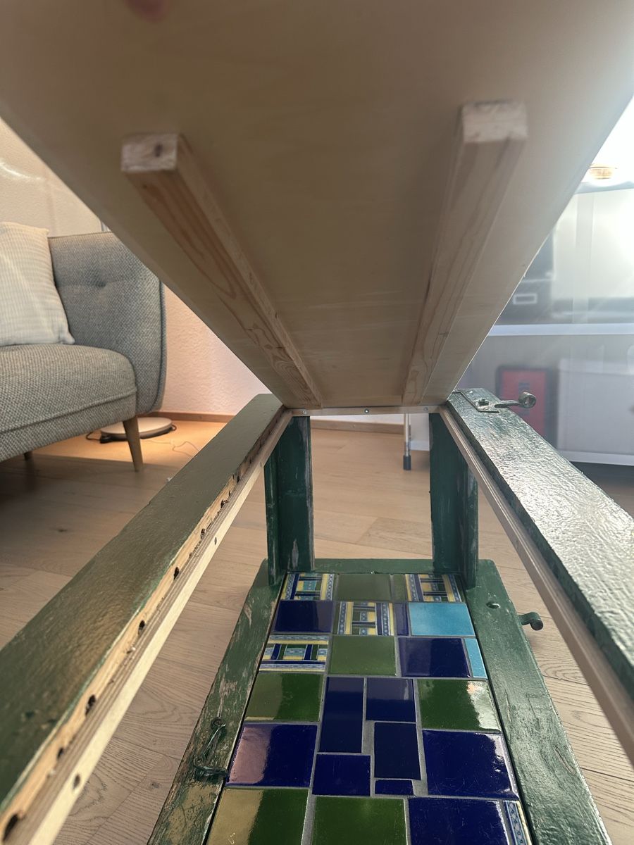 Tavoli: Couchtisch mit Mosaikfliesen – Usato da Zürich venduto da Jibbmaszatim 2