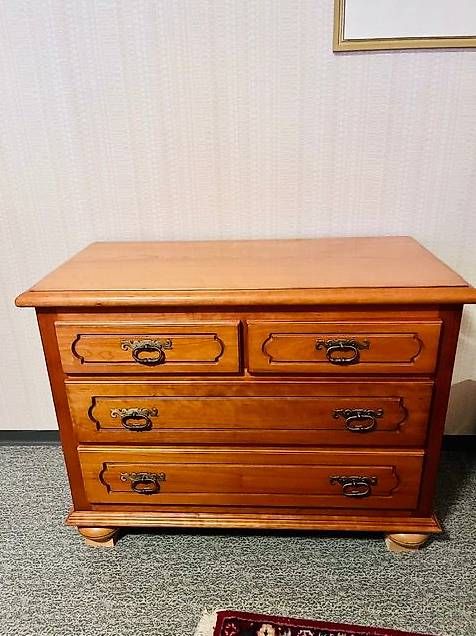 Commodes: Kommode – D'occasion à Gossau SG par allerlei.schoenes