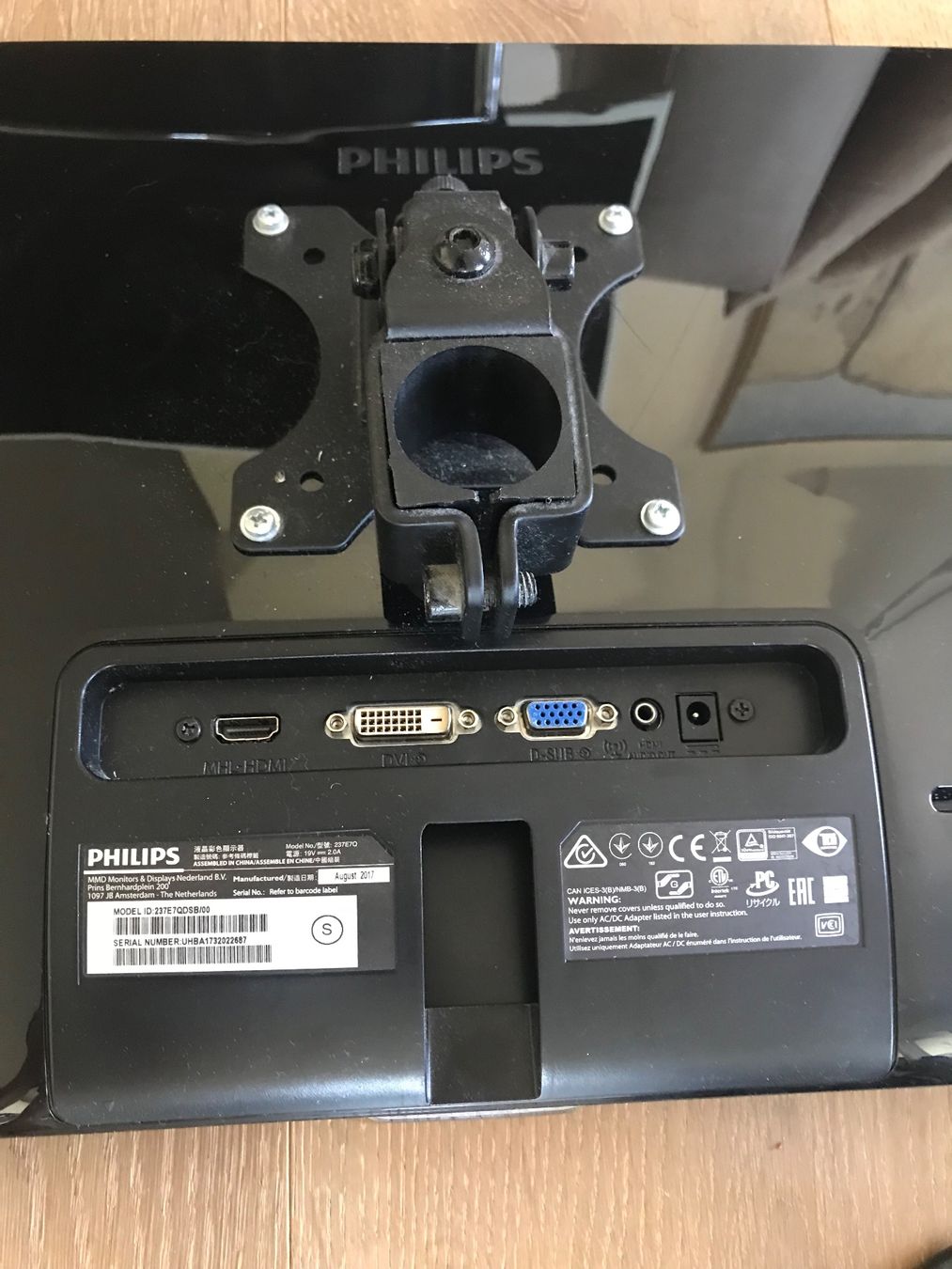 Philips Monitor: Philips Computer Bildschirm 60cm mit dem Stander – Usato da Affoltern am Albis venduto da variablend 8