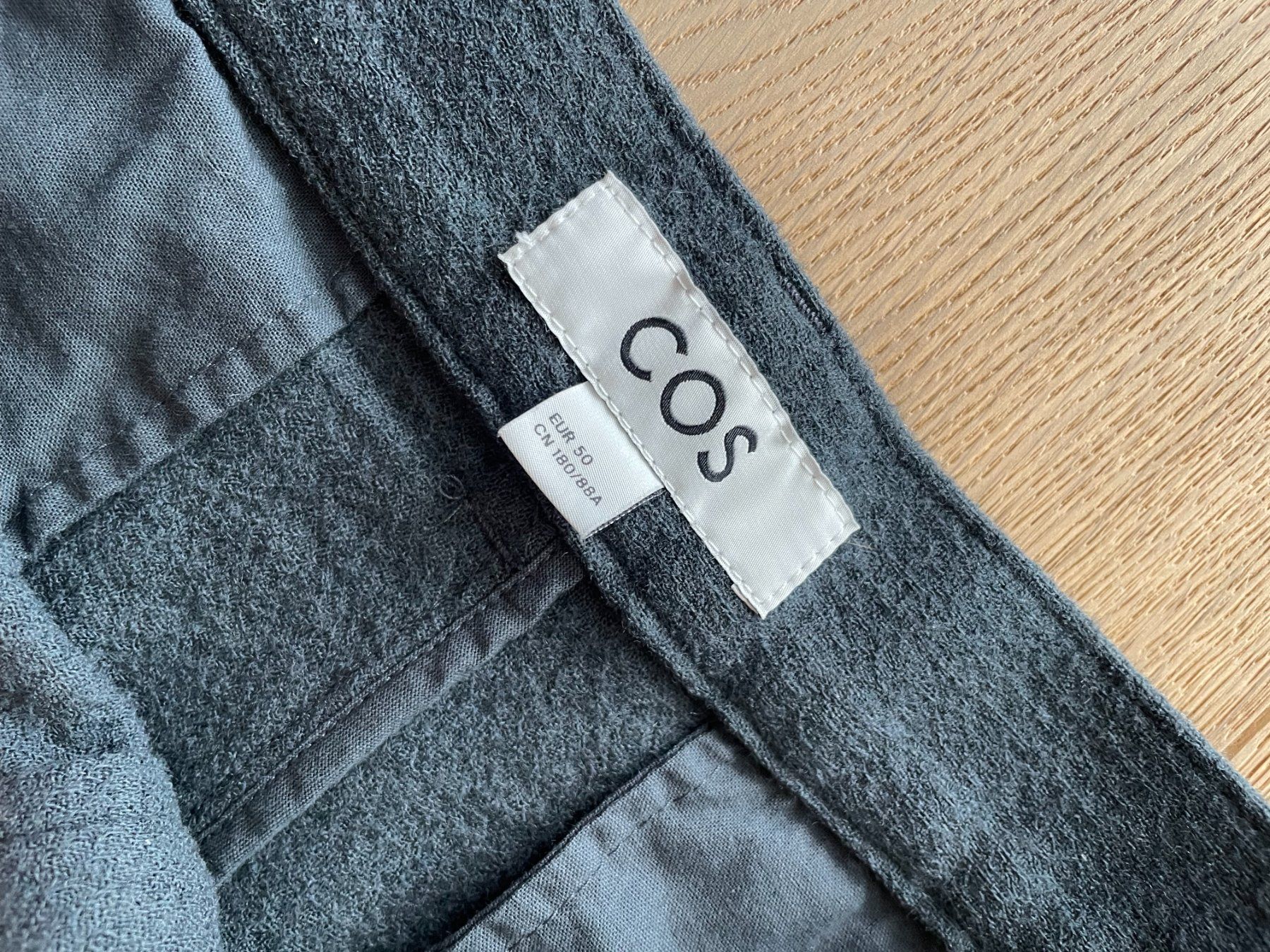 Cos Pantaloni: COS-Hose – Usato da Aarau venduto da pokern 1
