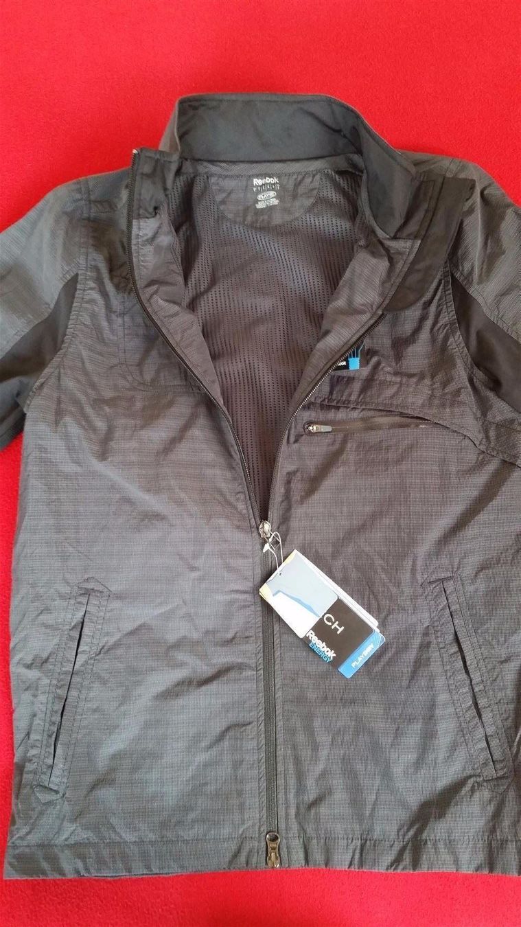 Reebok Giacche: Reebok Damen Jacke Windbreaker – Nuovo e nell'imballaggio originale da Winterberg ZH venduto da Gemini63 4