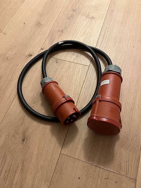 Kabel: Mennekes Kabel 5 polig – Gebraucht aus Lupsingen von MaCoE