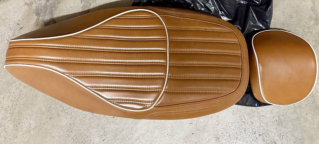 Panchine: Leder Sitzbank Luxury Edition  – Usato da Zürich venduto da Leo-Lua 1