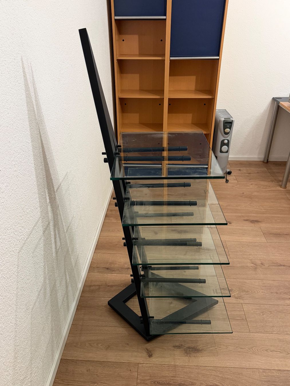 Vetrine: Tolles HIFI Gestell - SIEHE BILDER – Usato da Brittnau venduto da Buchi81 1