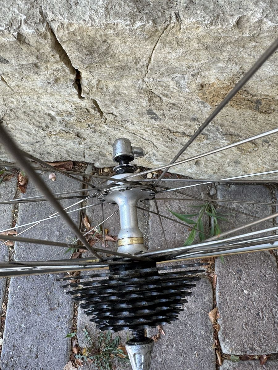 Shimano Pezzi di ricambio: Dura ace Hinterrad 8 fach  – Usato da neerach venduto da Treetrimmer0 2