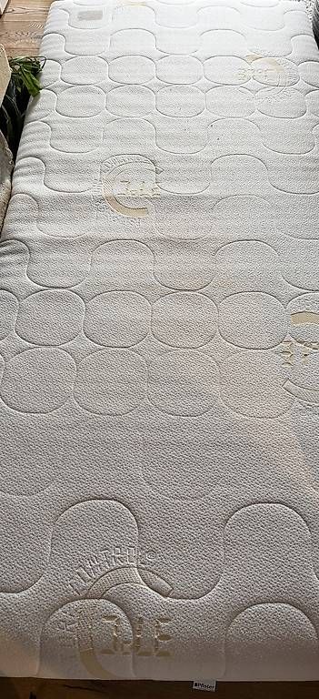 Materassi: Matelas lit enfants  – Usato da Ollon VD venduto da taddeo78