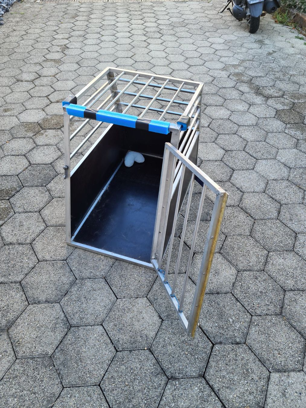 Gabbie, trasporto & Sicurezza: Hundetransport Box gebraucht – Usato da Möhlin venduto da Strong3 1
