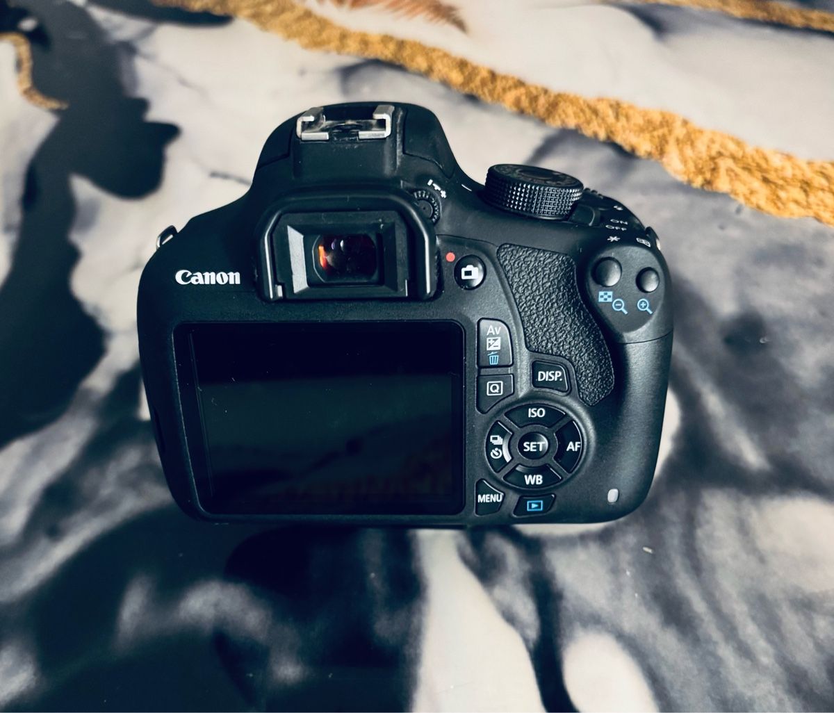 Canon Fotocamera: Canon EOS 1200D DSLR Set – Nuovo (secondo la descrizione) da Gossau SG venduto da sheewn 2