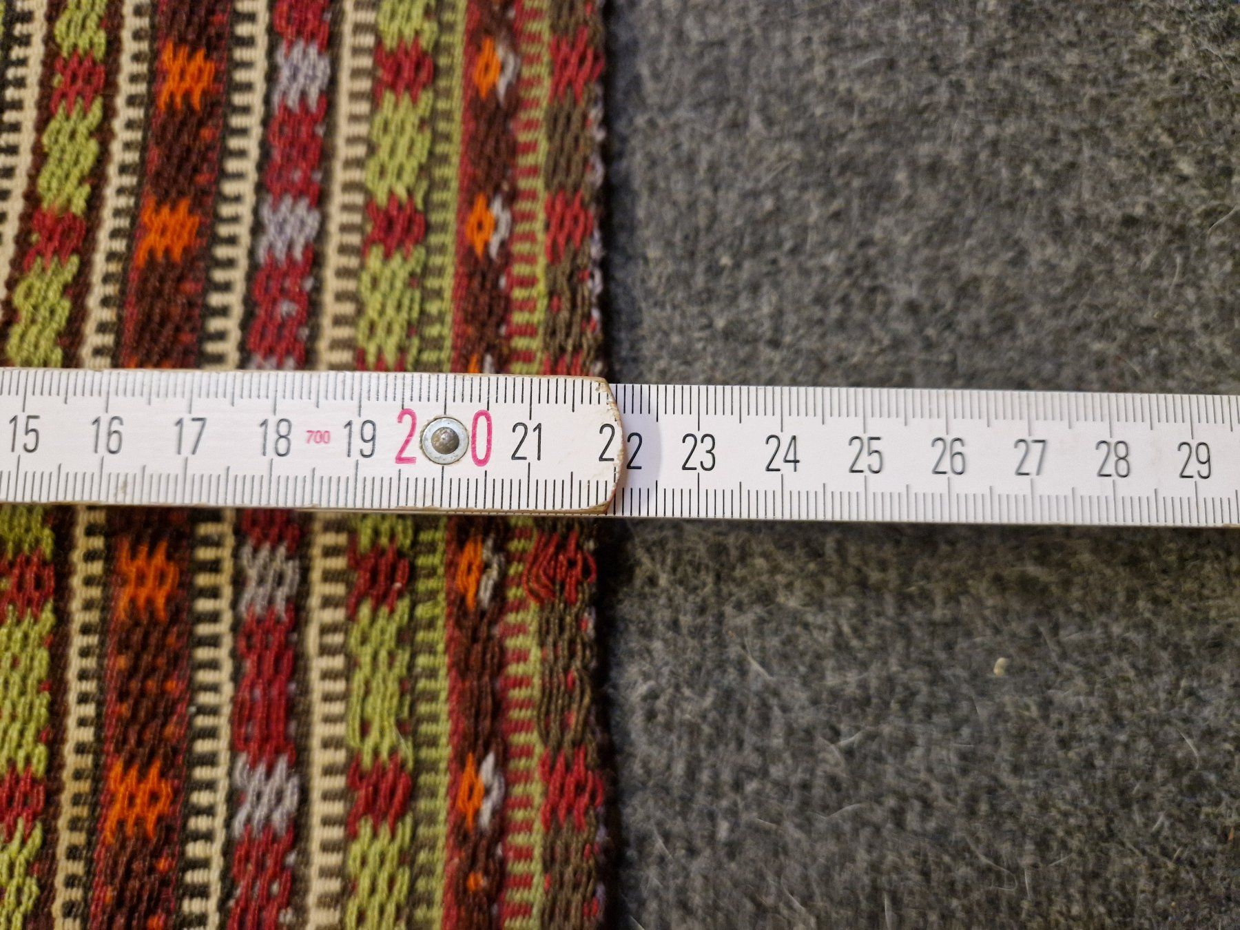 Tappeti: Teppich antik Zierteppich – Usato da Seedorf BE venduto da Stibutz 4