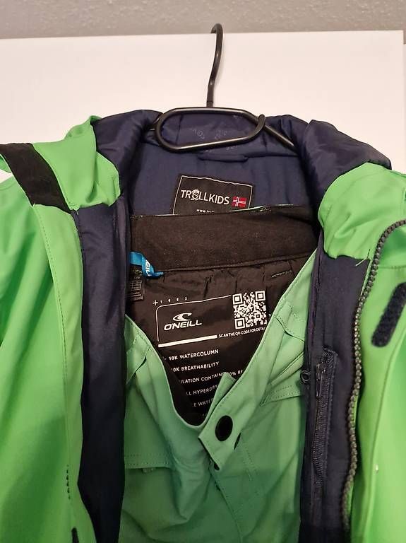 Completi: Ski-Anzug Gr. 176 – Usato da St. Gallen venduto da ste_fq9h