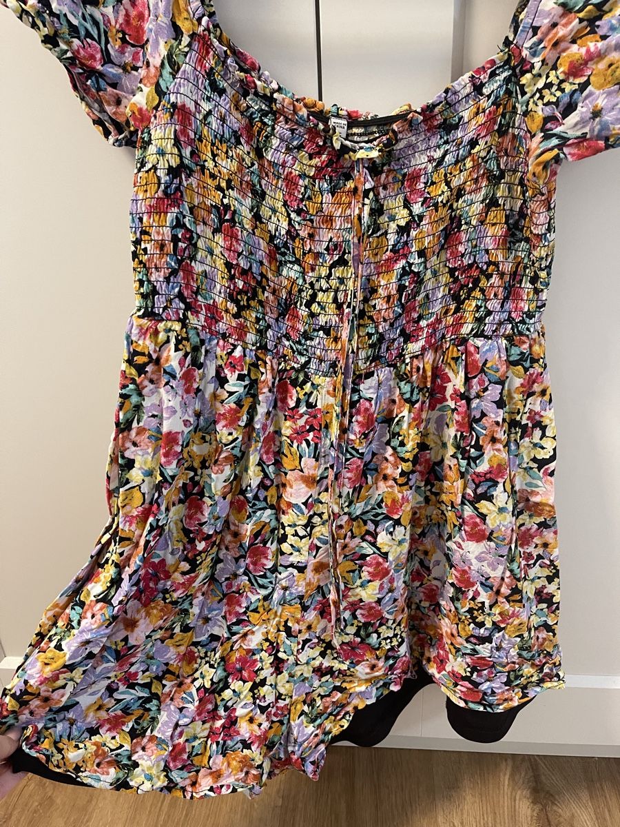 Tute: Jumpsuit Blumen Grösse S – Usato da Bassersdorf venduto da Sandy456 1