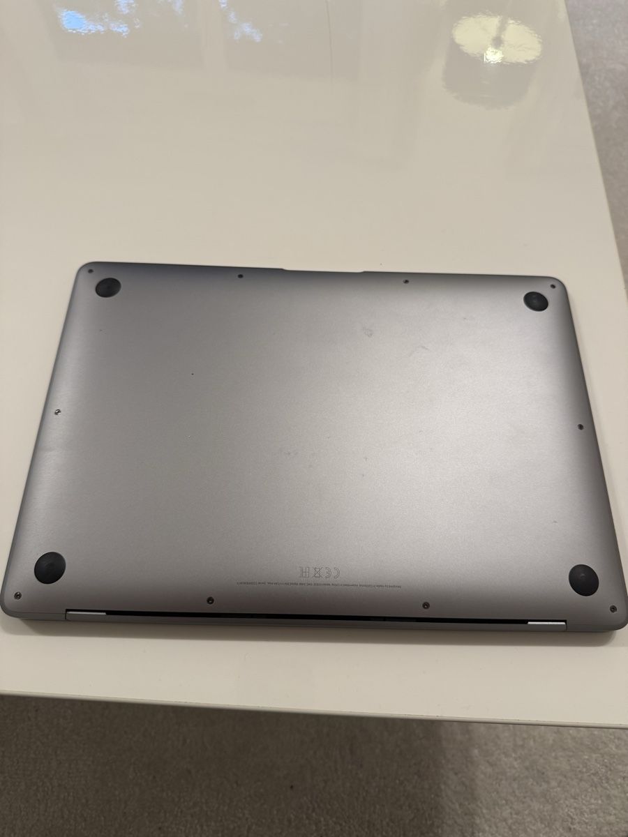 Apple Notebooks: macbook air 2018 touch id – Gebraucht aus Genève von chay.1 3