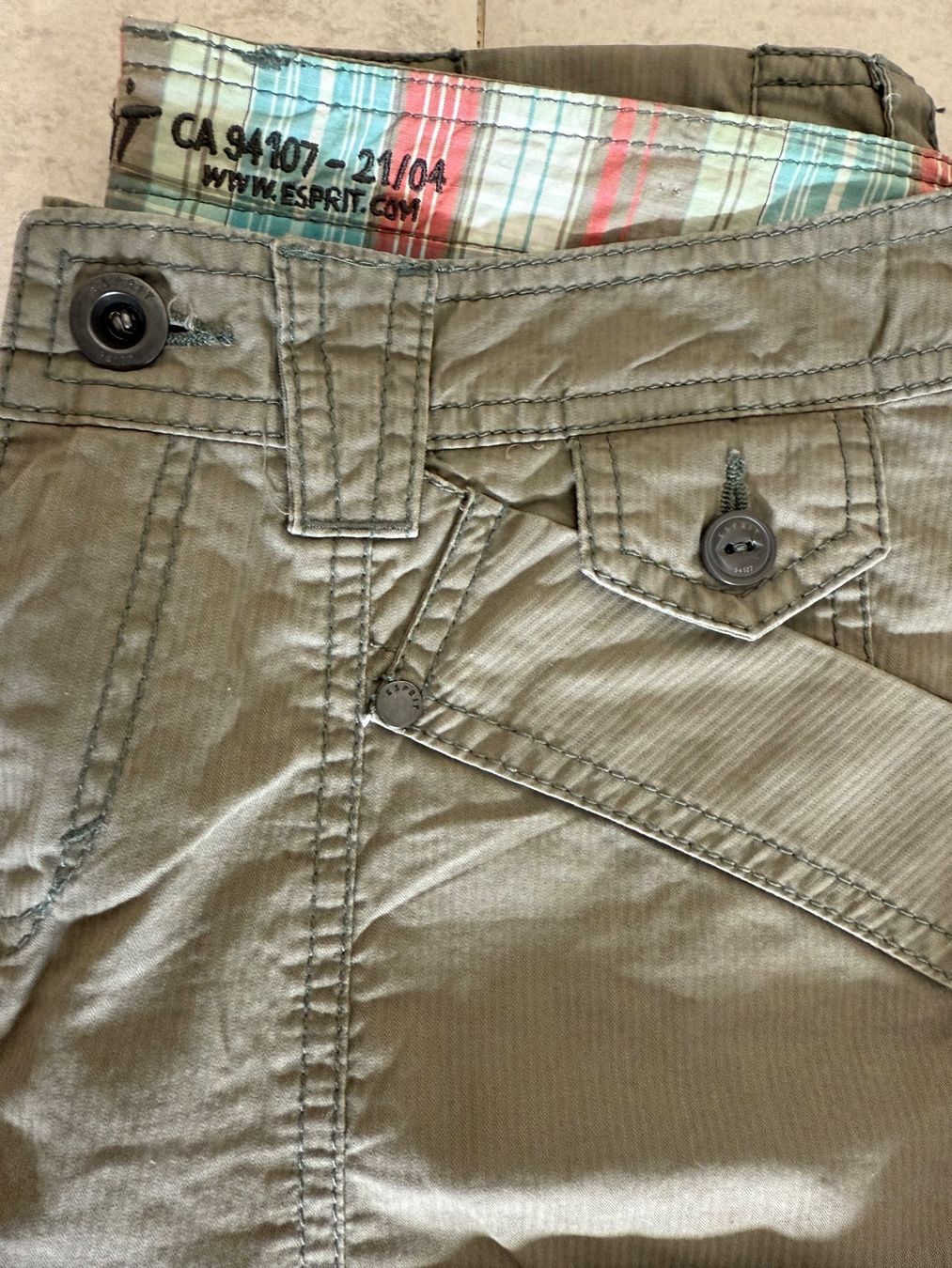Esprit Pantaloni: Coole Cargohose der Marke Esprit, Grösse 36 – Nuovo (secondo la descrizione) da Niederweningen venduto da baghirac 8