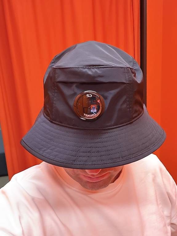 Copricapi, berretti & cappellini: Bucket Hat C.P. Company - Nuovo e Originale – Usato da Massagno venduto da PAKINVV